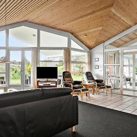 Amazing In With Sauna Hébergement de vacances