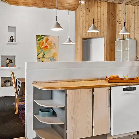 Дом отдыха Amazing In With Sauna